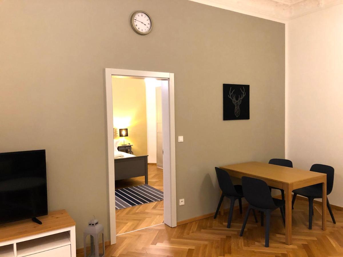 Apartment Opera Prague