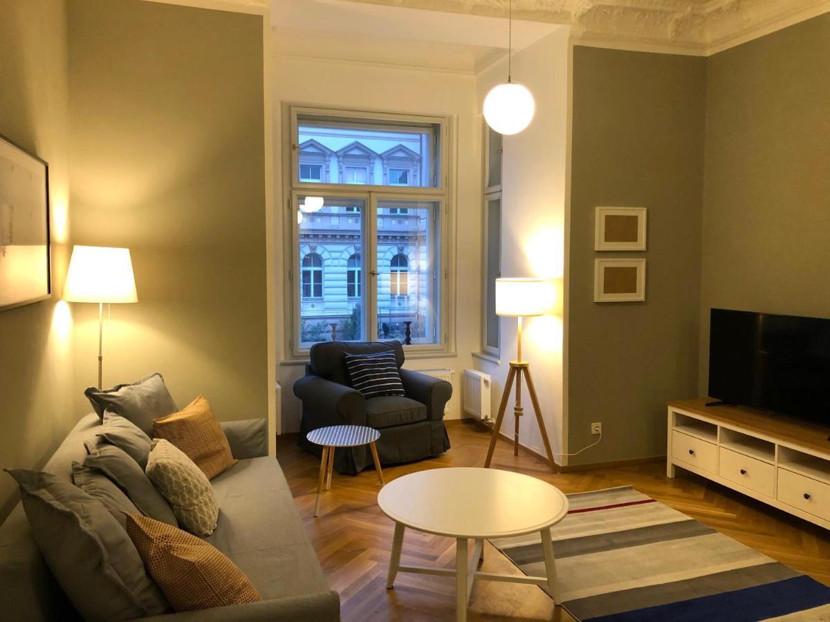 Apartment Opera Prag